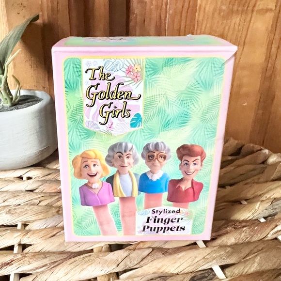 The Golden Girls Stylized Finger Puppets - Picture 2 of 12